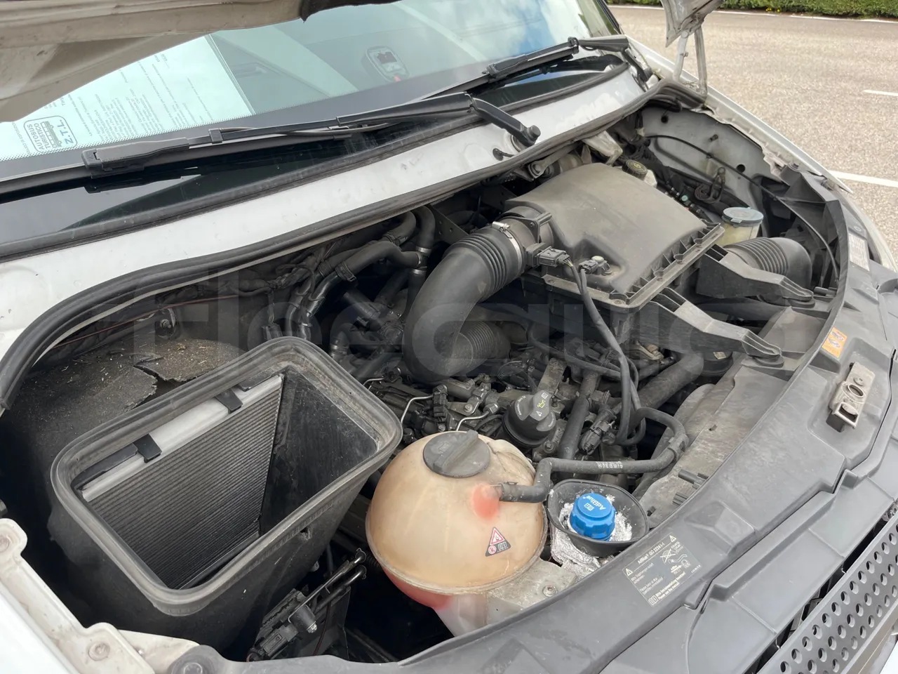 Mercedes-Benz Altas Tourline L - Air Conditioning Compressor