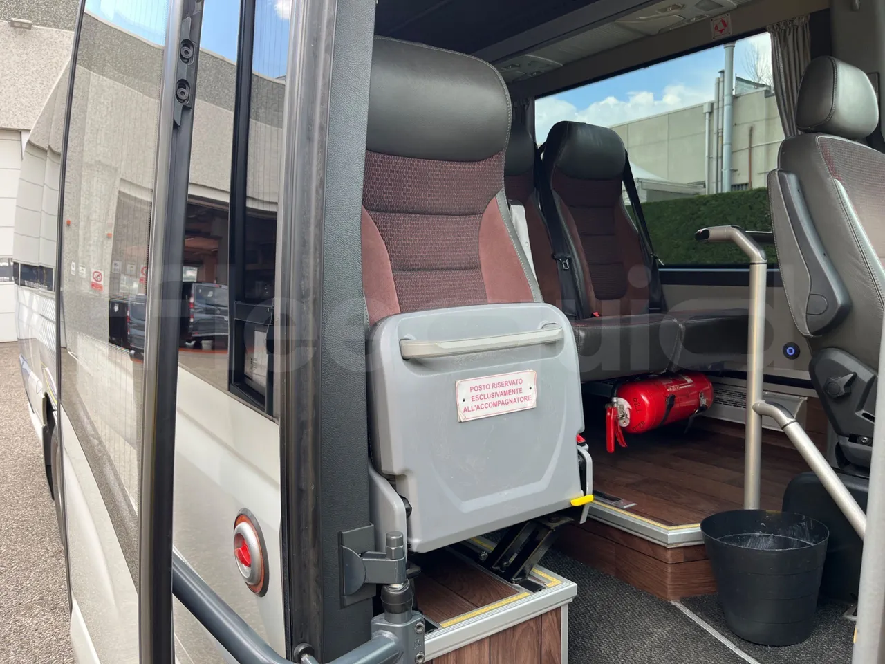 Mercedes-Benz Altas Tourline L - Hostess Seat