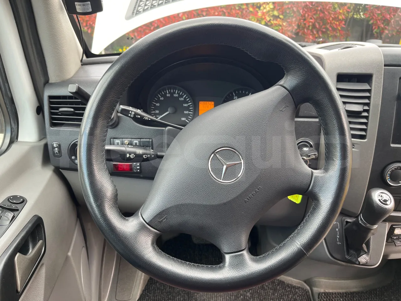 Mercedes-Benz Altas Tourline L - Steering Wheel