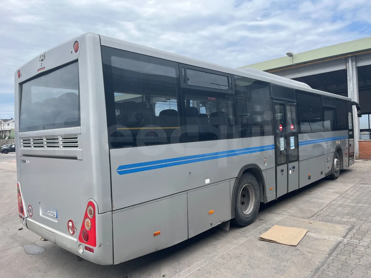 Temsa Tourmalin - 3/4 right rear doors closed
