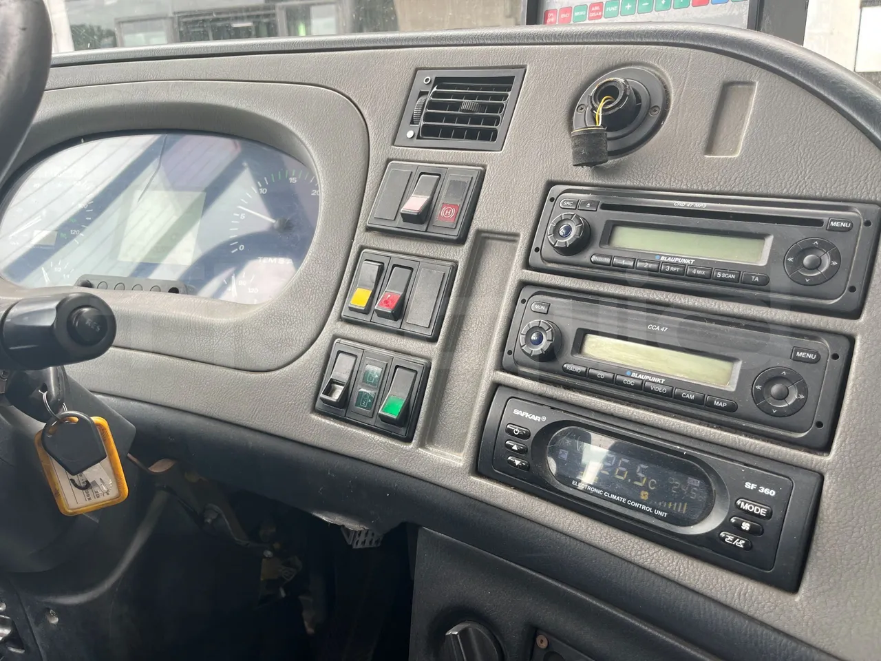 Temsa Tourmalin - buttons panels on