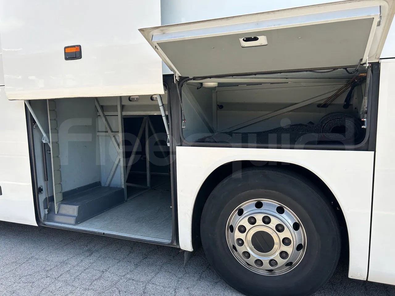 Setra S415 - Image