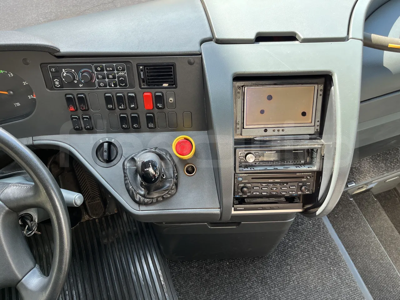 Setra S415 - Onboard Device 1