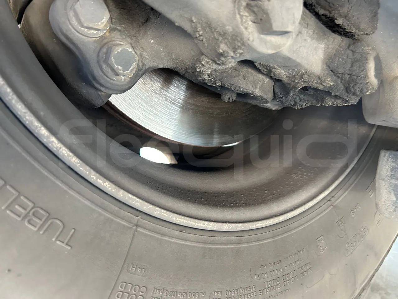 Setra S415 - First Axle Discs Left Side