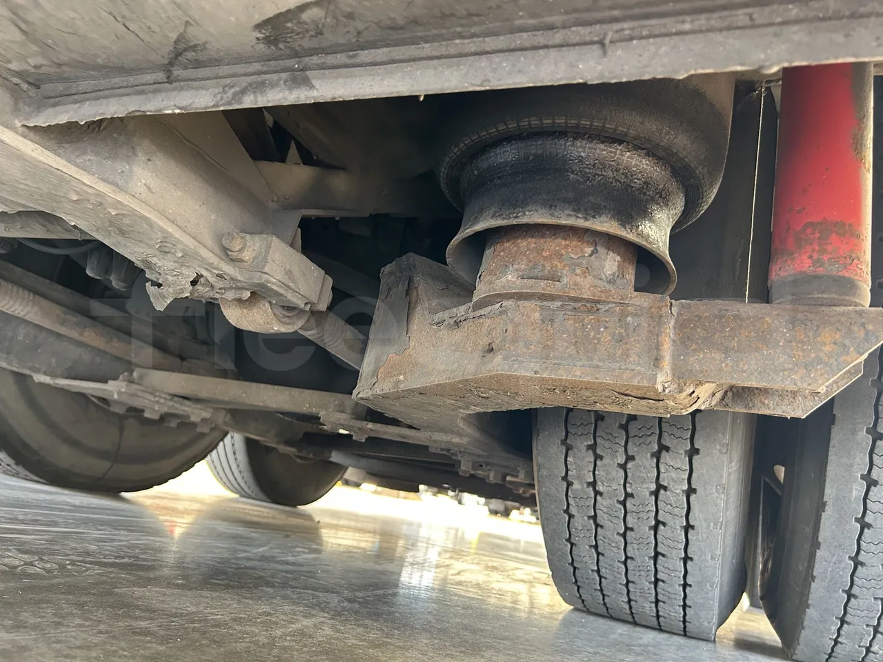 Setra S415 - Second Axle Left Side