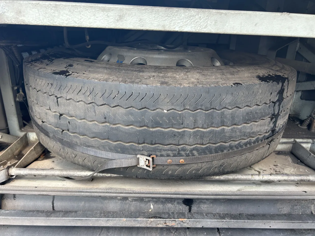 Setra S415 - Spare Tyre