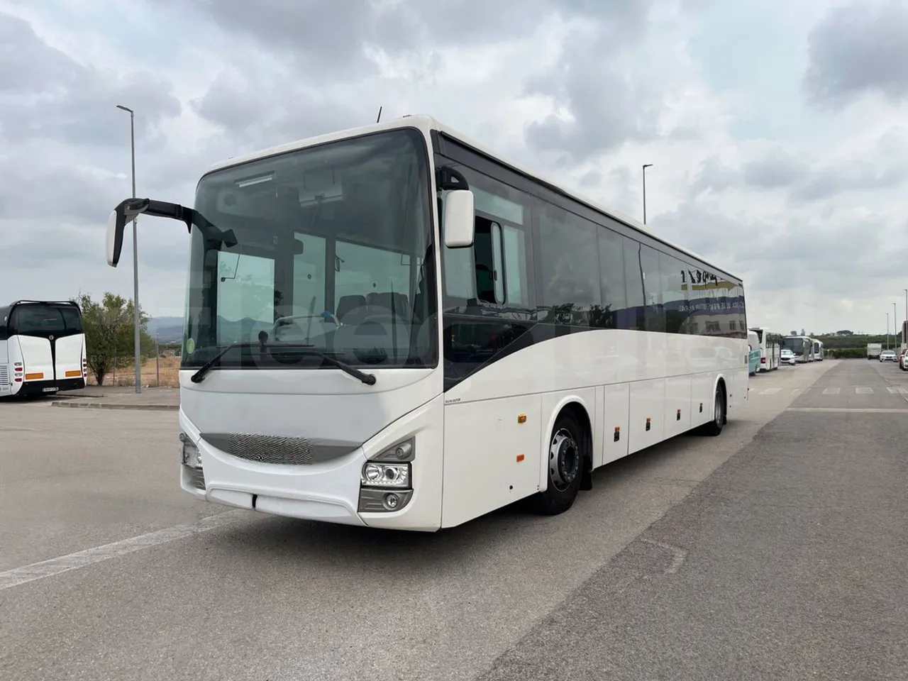 Iveco Crossway CBCWE3-00/ Euro 6 - 265 Kw - 12.962 Mt - 3/4 front left