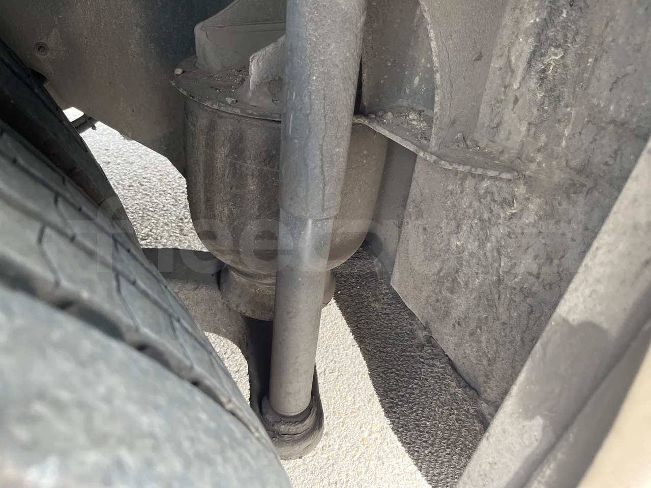 Iveco Crossway CBCWE3-00/ Euro 6 - 265 Kw - 12.962 Mt - axel 2 air springs 1 left
