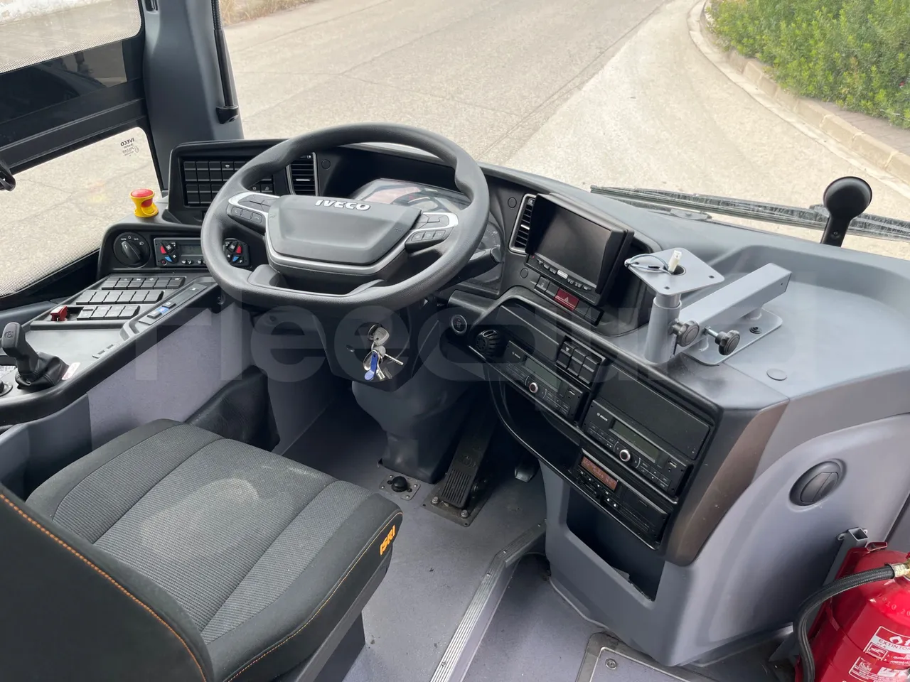 Iveco Crossway CBCWE3-00/ Euro 6 - 265 Kw - 12.962 Mt - buttons panels on