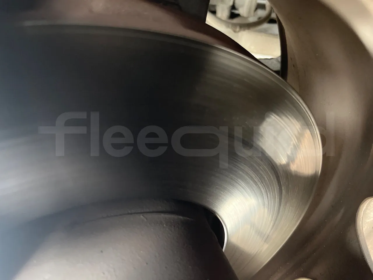 Iveco Crossway CBCWE3-00/ Euro 6 - 265 Kw - 12.962 Mt - front discs left