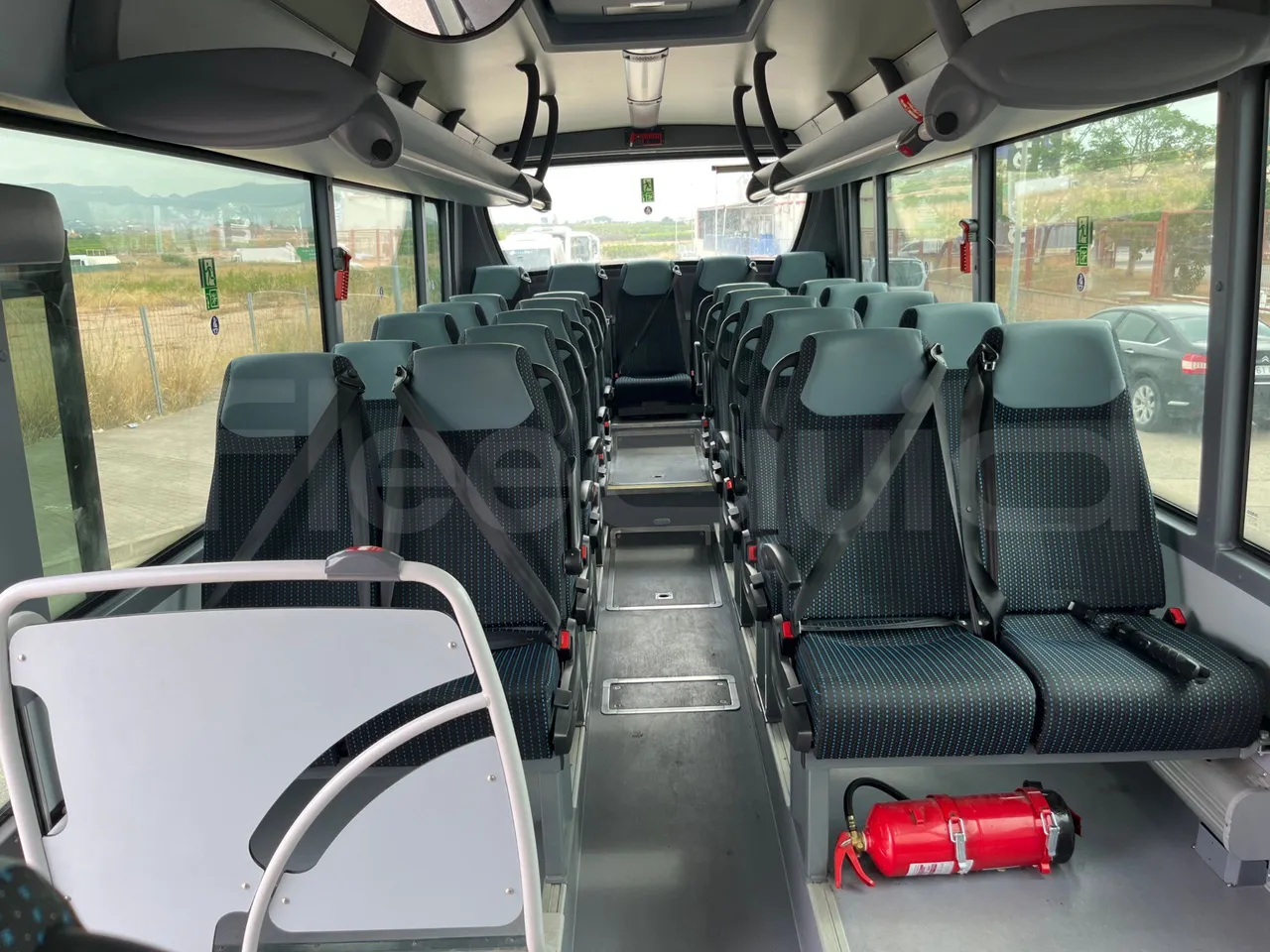 Iveco Crossway CBCWE3-00/ Euro 6 - 265 Kw - 12.962 Mt - reverse view middle aisle