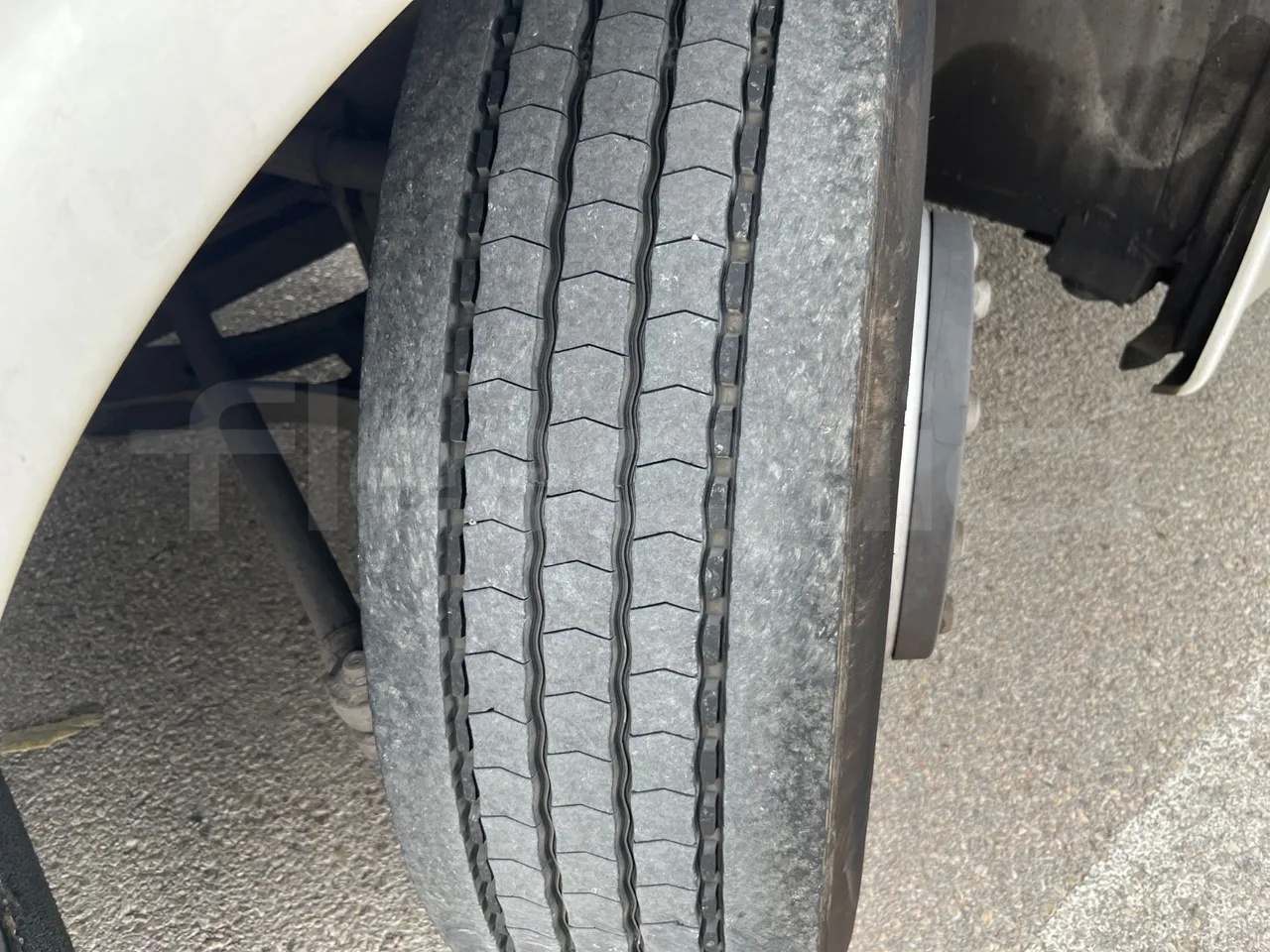Iveco Crossway CBCWE3-00/ Euro 6 - 265 Kw - 12.962 Mt - tread condition second axle tires left