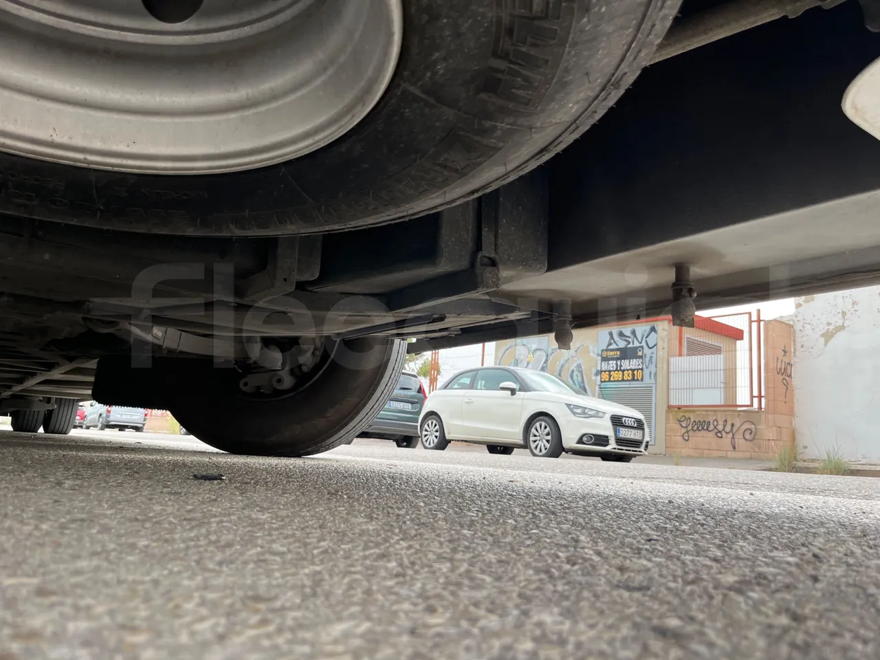 Iveco Crossway CBCWE3-00/ Euro 6 - 265 Kw - 12.962 Mt - front axle left side