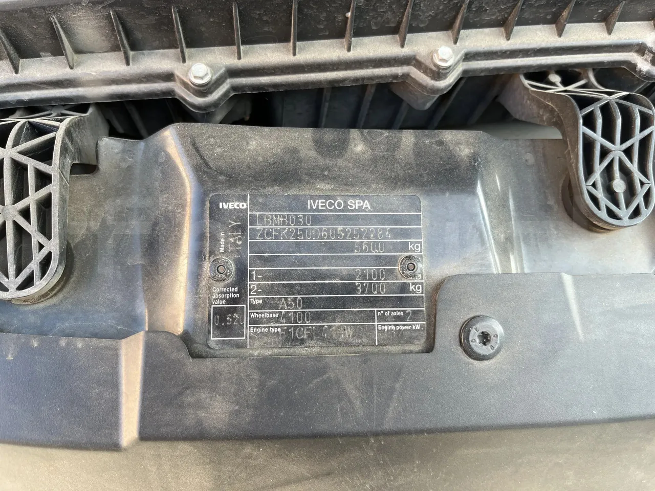 Iveco Daily A50 S34 VI - vehicle plate photo