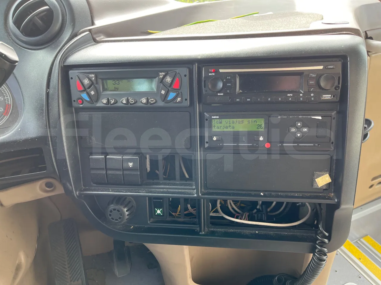 Iveco Crossway CBCW3-00/ Euro 6 - 265 Kw - 10.757 Mt - radio accessories photo