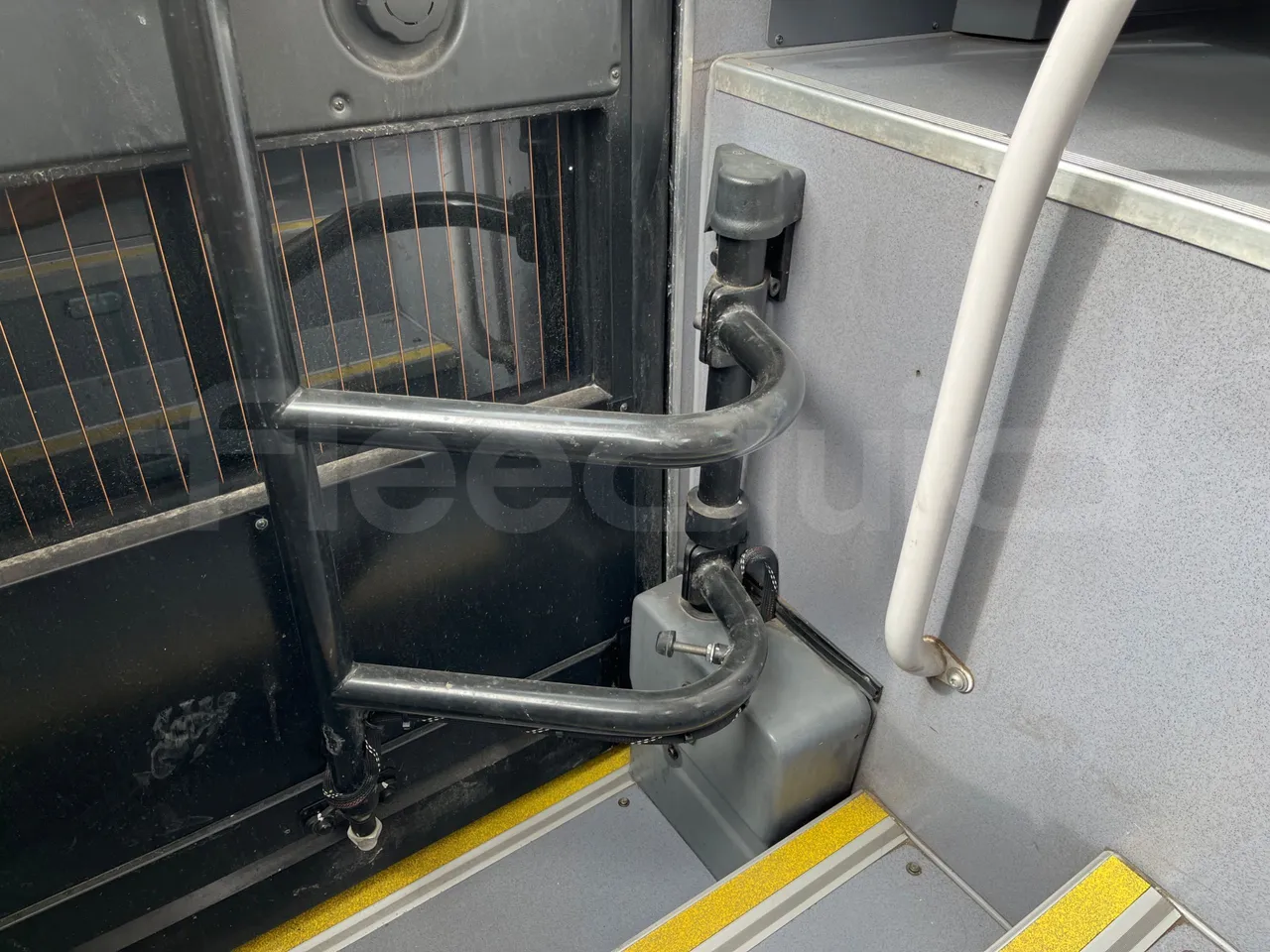 Iveco Crossway CBCW3-00/ Euro 6 - 265 Kw - 10.757 Mt - door mechanism photo