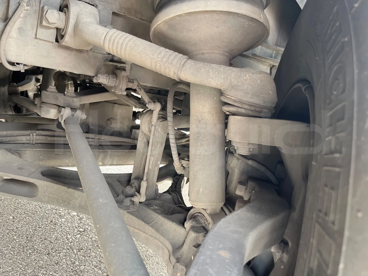 Iveco Crossway CBCW3-00/ Euro 6 - 265 Kw - 10.757 Mt - front shock absorbers right