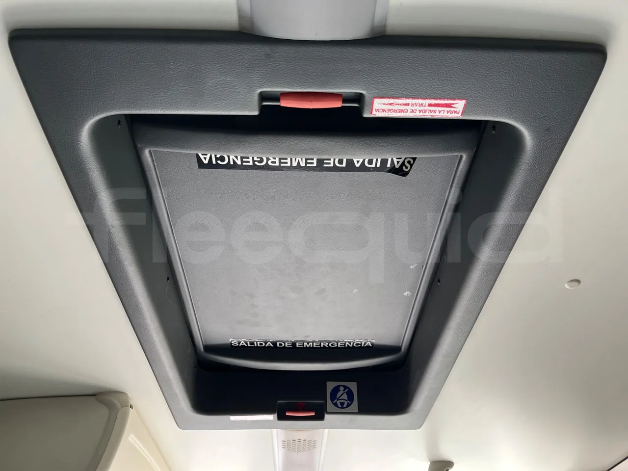 Iveco Crossway CBCW3-00/ Euro 6 - 265 Kw - 10.757 Mt - roof hatch 1