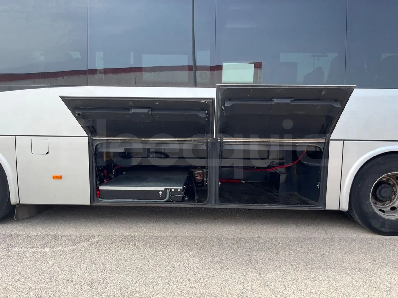 Iveco Crossway CBCW3-00/ Euro 6 - 265 Kw - 10.757 Mt - luggage rack photo