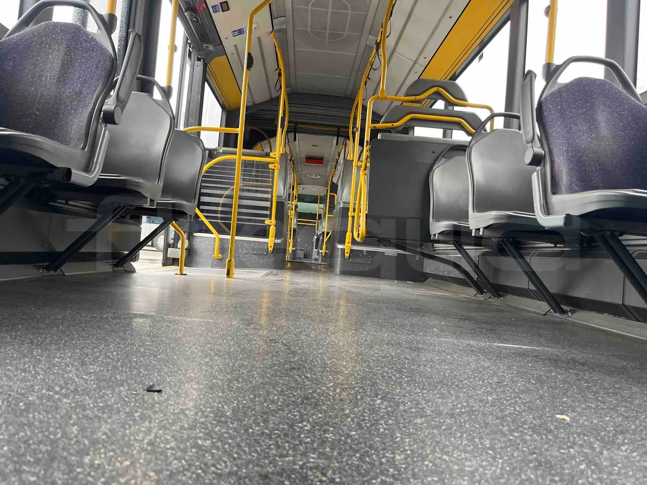 Mercedes-Benz Citaro G 0530 - Euro5 - 260kW - 17.940mt - seat brackets photo