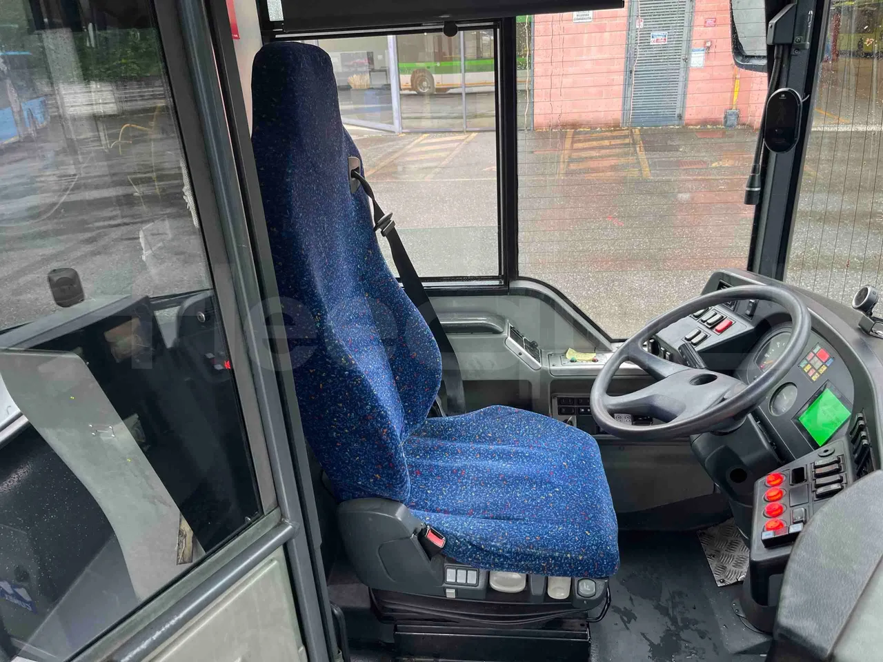 Mercedes-Benz Citaro G 0530 - Euro5 - 260kW - 17.940mt - driver's seat photo