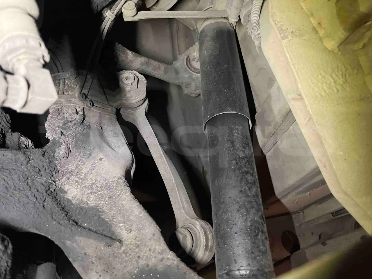 Mercedes-Benz Citaro G 0530 - Euro5 - 260kW - 17.940mt - front shock absorbers right
