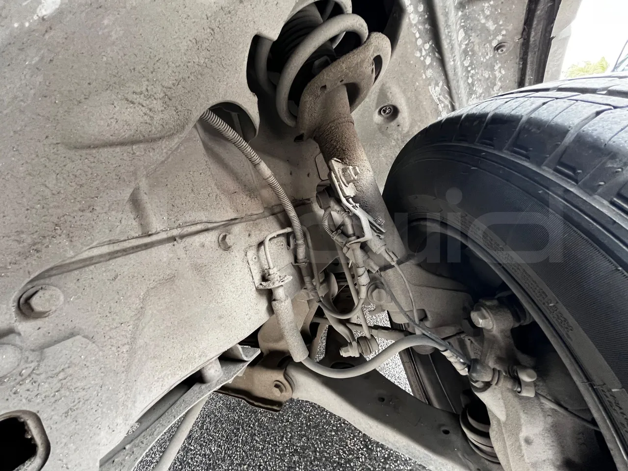Ford Transit FBD -  Euro6 - 114kW - 6.704mt - front shock absorbers left