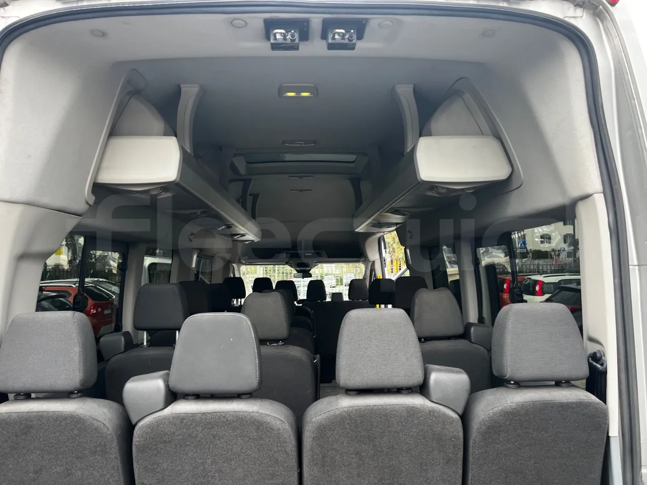 Ford Transit FBD -  Euro6 - 114kW - 6.704mt - forward view middle aisle
