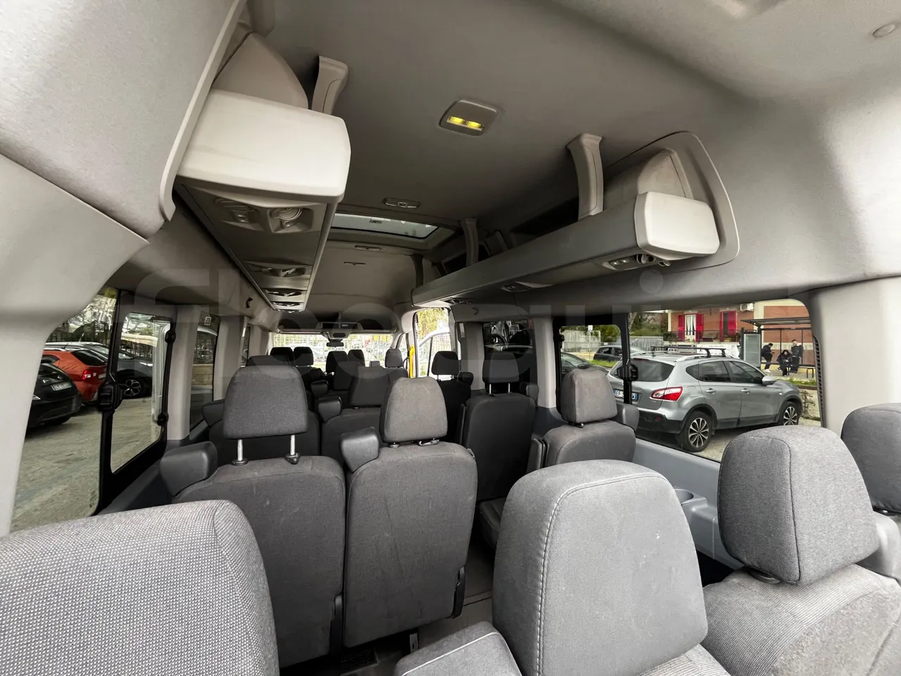 Ford Transit FBD -  Euro6 - 114kW - 6.704mt - forward view all seats last row height