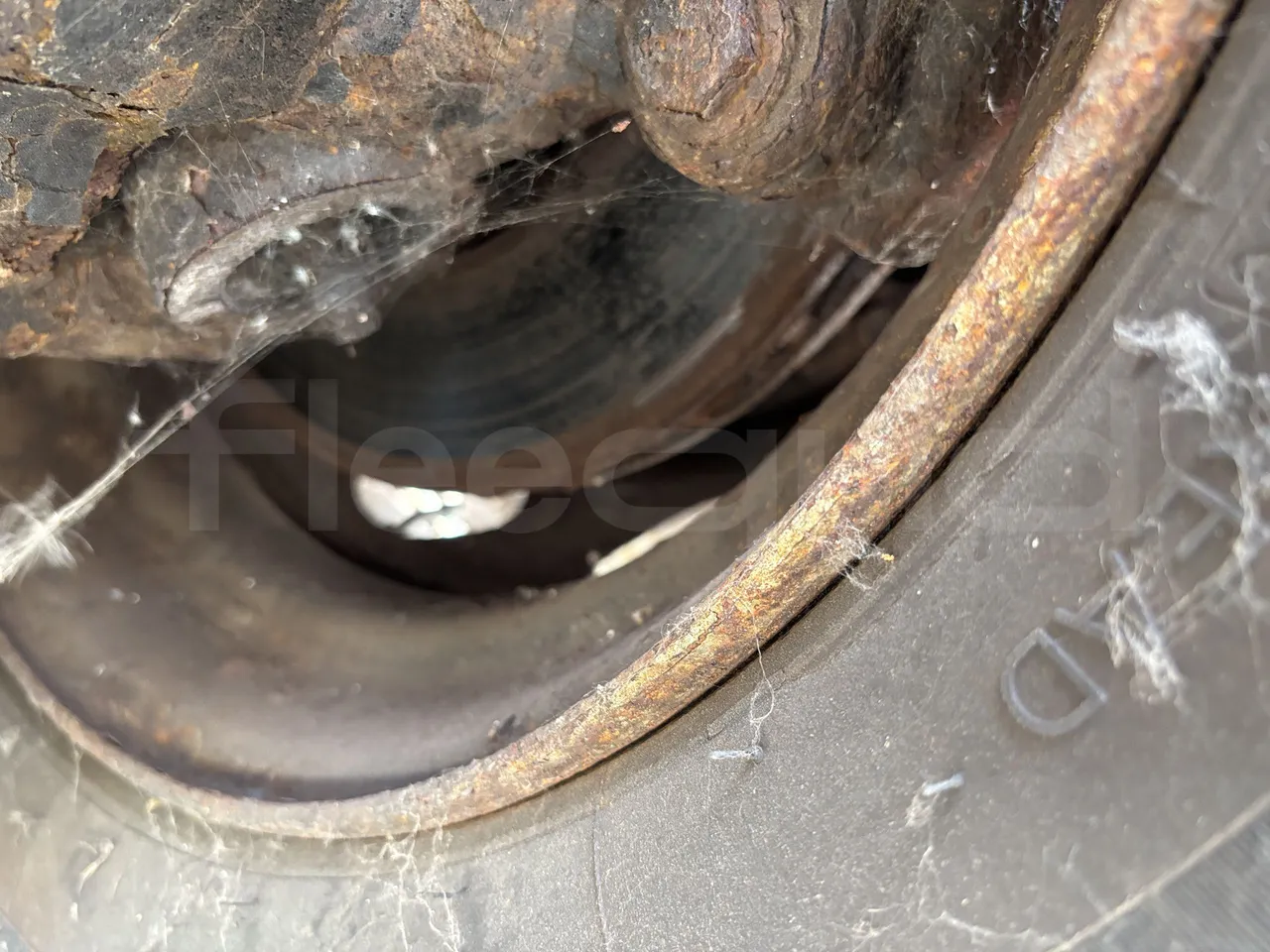 Mercedes-Benz Citaro - First Axle Discs Left Side