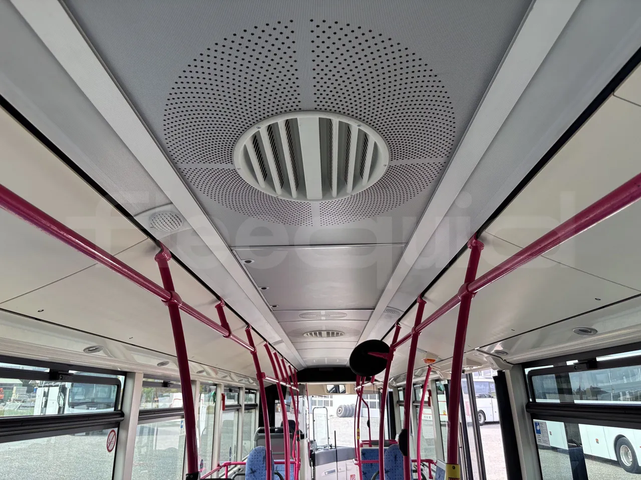 Mercedes-Benz Citaro - Overhead Compartments