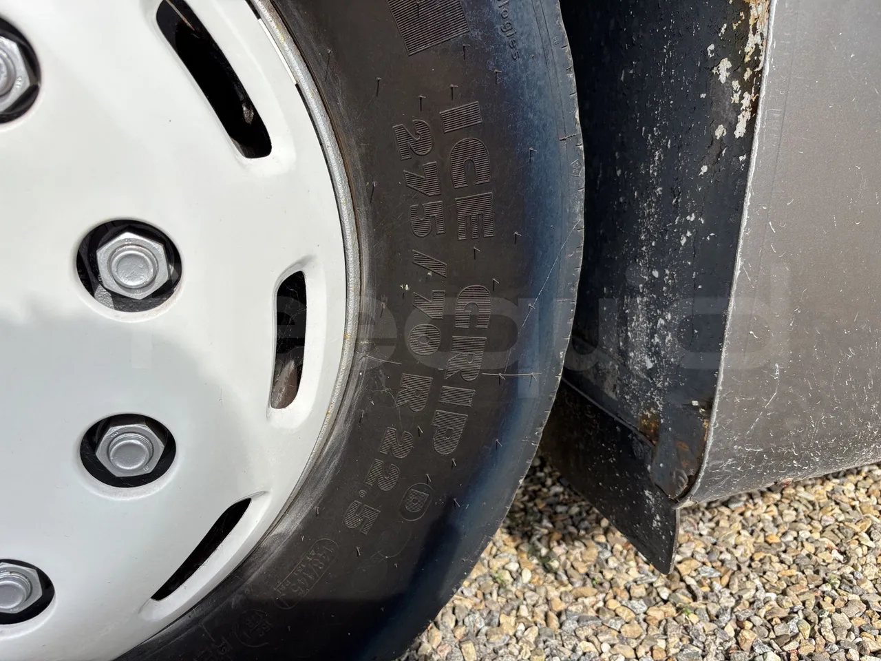 Mercedes-Benz Citaro - First Axle Left Side: Tyre Size