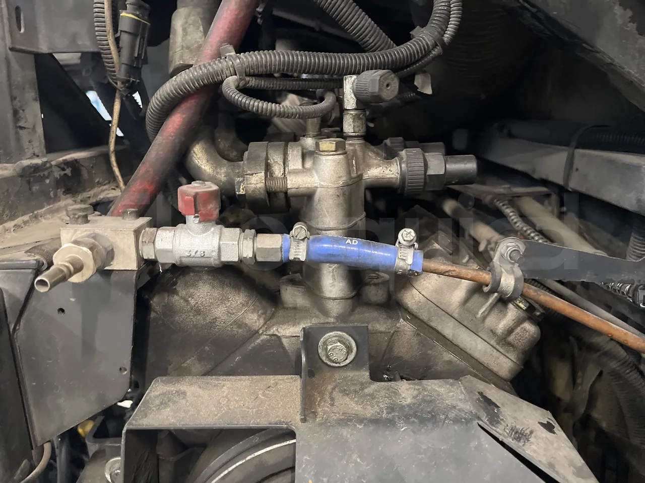 Iveco Citelis PS09D1/C/96 - EUR5 - 213kW - 11.990m - air conditioning compressor