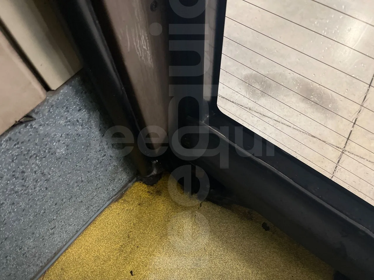 Iveco Citelis PS09D1/C/96 - EUR5 - 213kW - 11.990m - door mechanism photo