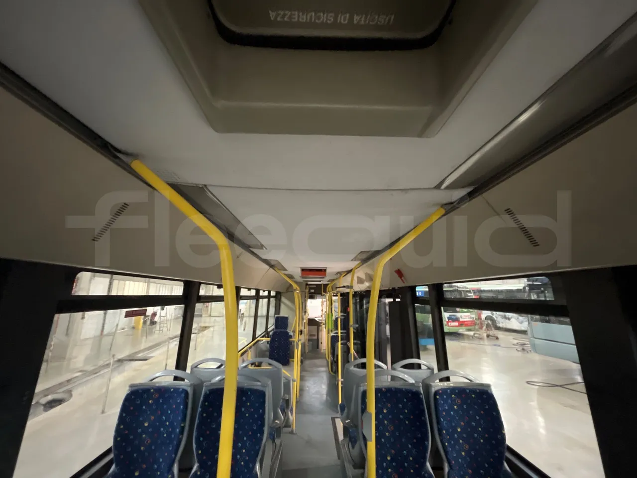 Iveco Citelis PS09D1/C/96 - EUR5 - 213kW - 11.990m - overhead compartments photo