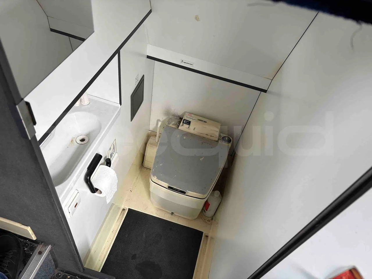 Bova B V Futura FHD FHD - Euro5 - 315kW - 13.580mt - toilette accessories photo