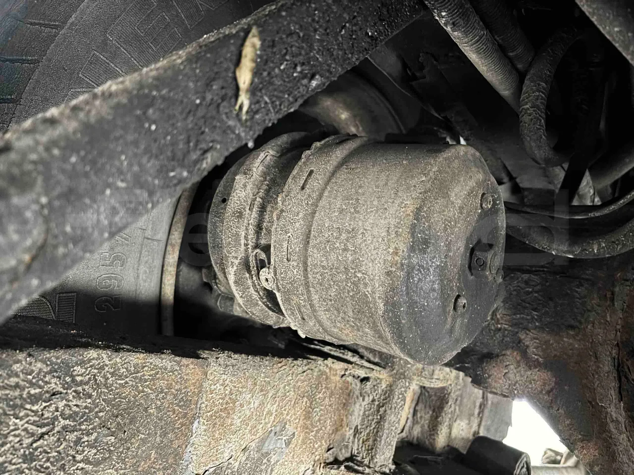 Bova B V Futura FHD FHD - Euro5 - 315kW - 13.580mt - axle 2 caliper brakes left