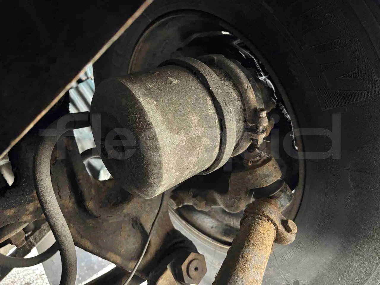 Bova B V Futura FHD FHD - Euro5 - 315kW - 13.580mt - axel 3 caliper brakes left