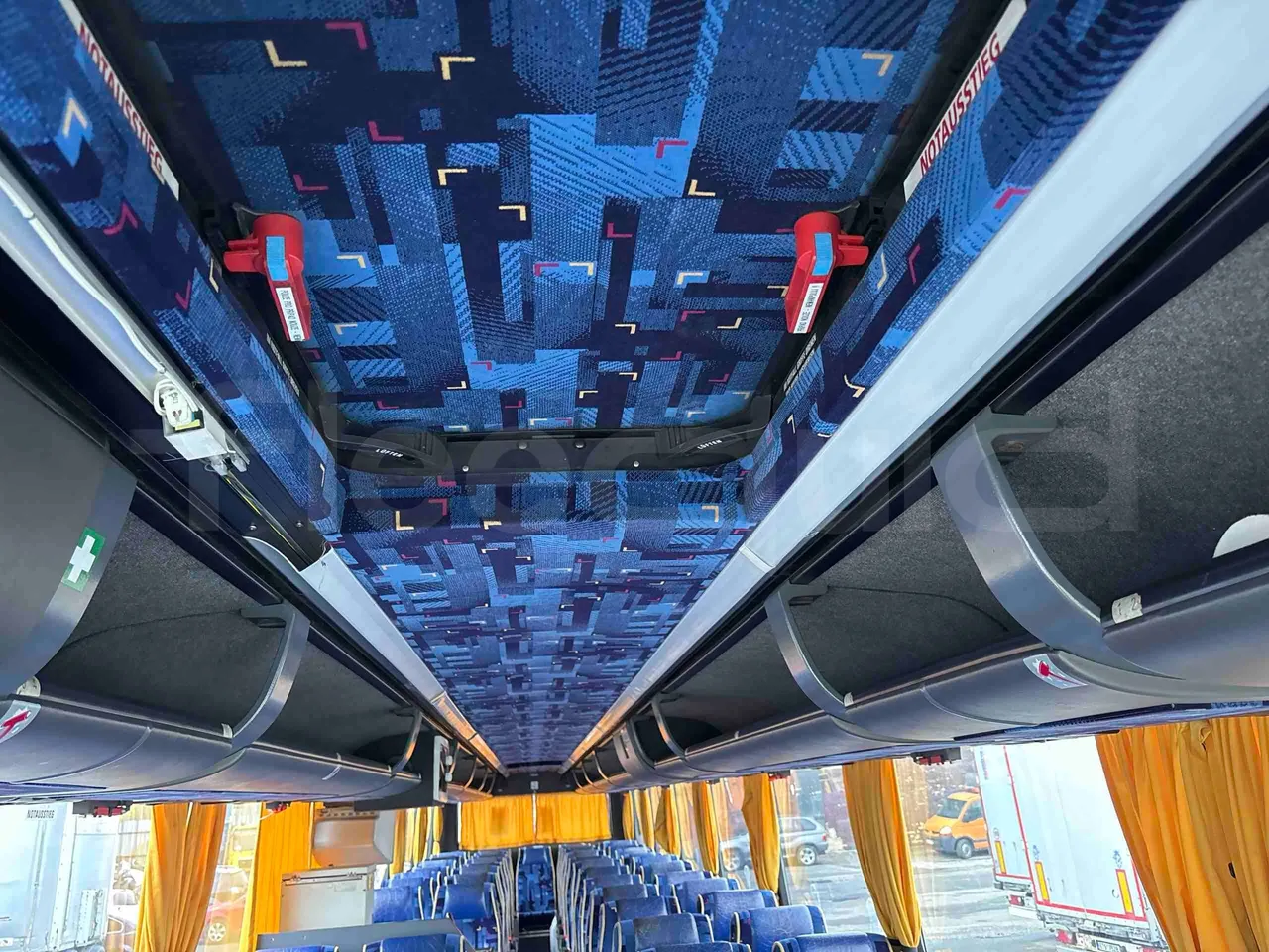 Bova B V Futura FHD FHD - Euro5 - 315kW - 13.580mt - handrails photo