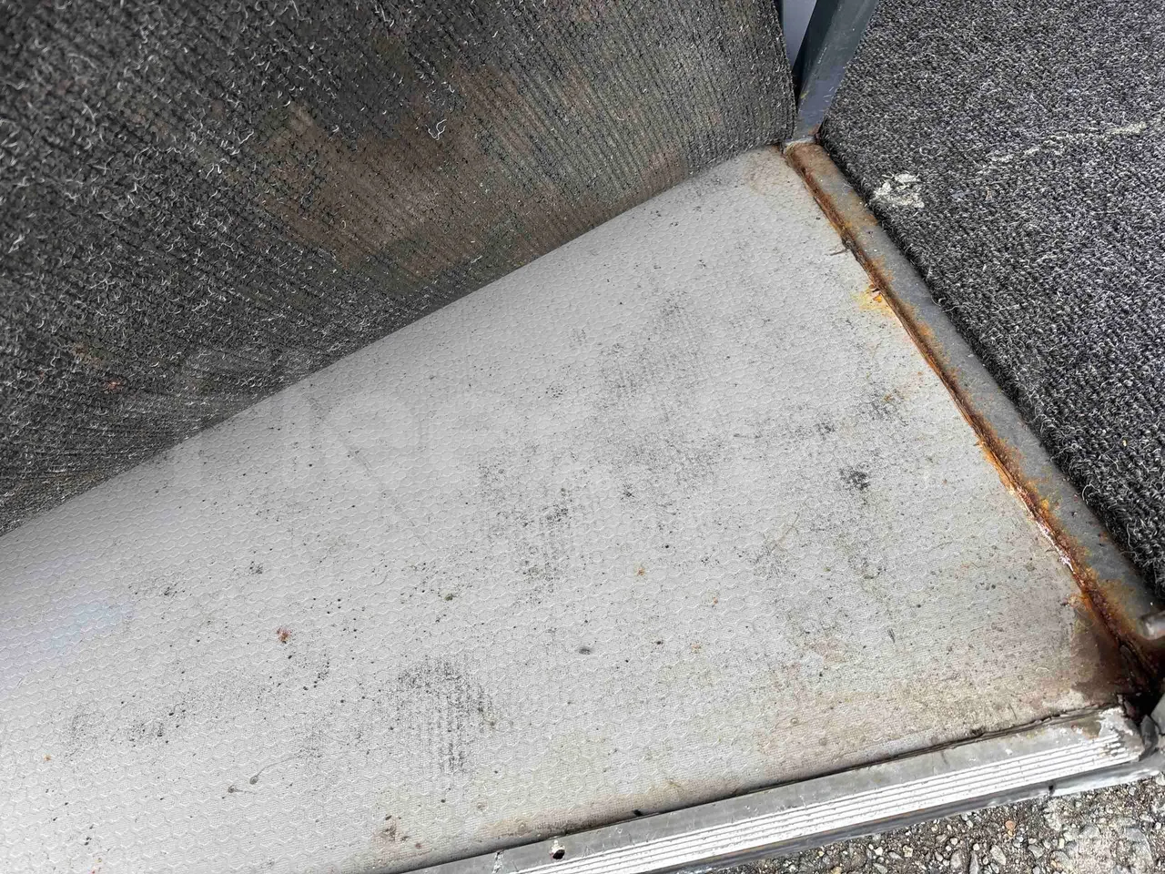 Bova B V Futura FHD FHD - Euro5 - 315kW - 13.580mt - under carpet photo