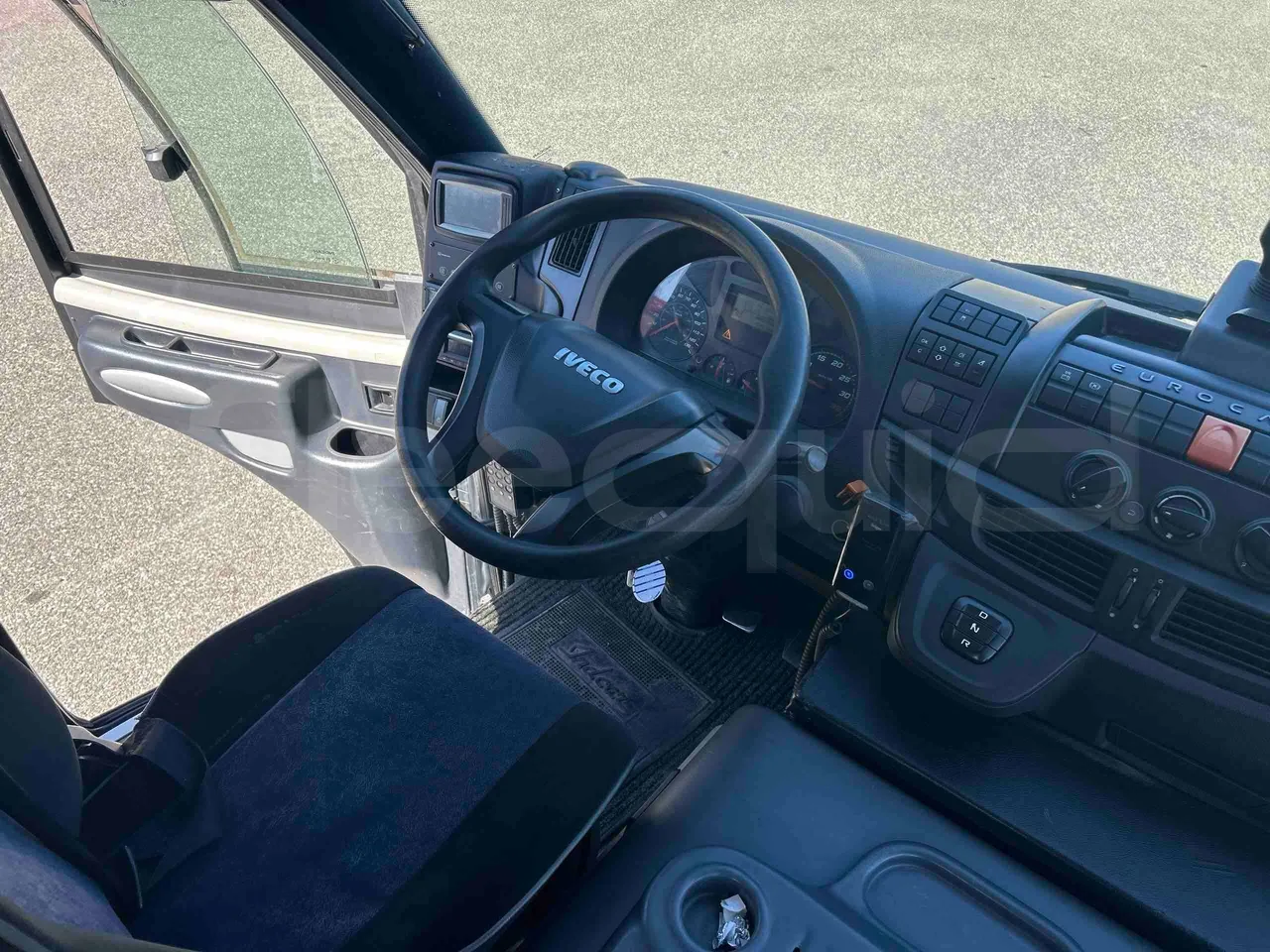 Indcar Mago 2 M2IV M23 - Euro6 - 162kW - 8.803mt - buttons panels on