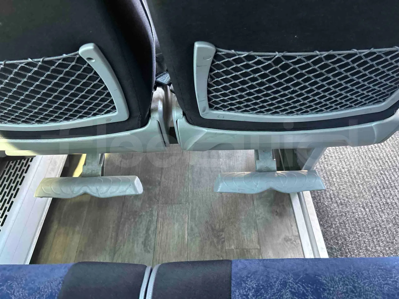 Indcar Mago 2 M2IV M23 - Euro6 - 162kW - 8.803mt - footrest detail photo