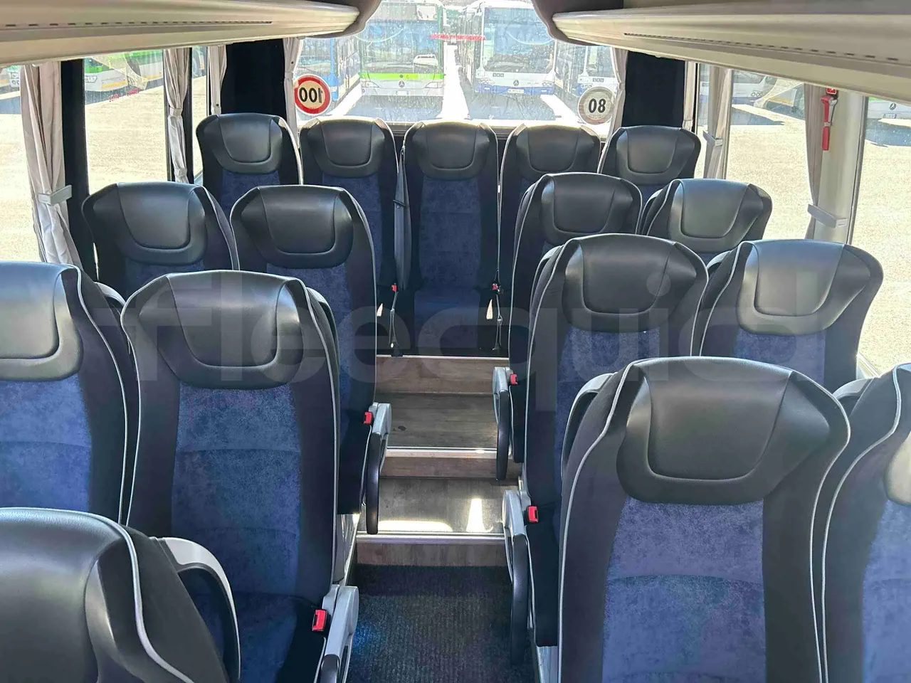 Indcar Mago 2 M2IV M23 - Euro6 - 162kW - 8.803mt - interior reverse seats driver height