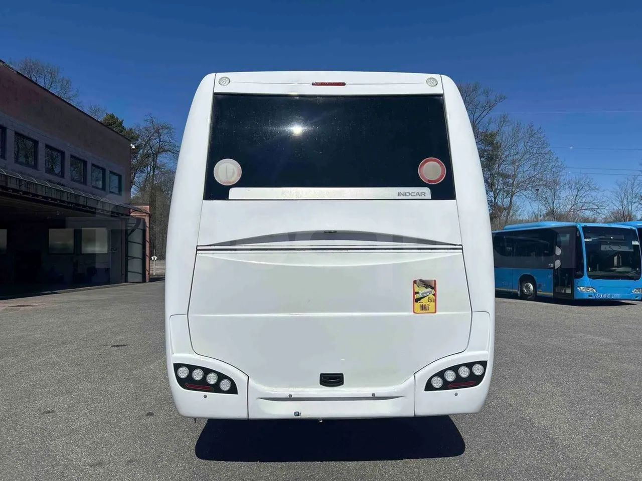 Indcar Mago 2 M2IV M23 - Euro6 - 162kW - 8.803mt - rear hatch closed