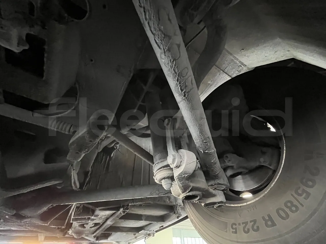 Man Lion's Coach J0AAB -EUR6 -309kW -12.101m - axel 2 air springs 1 left