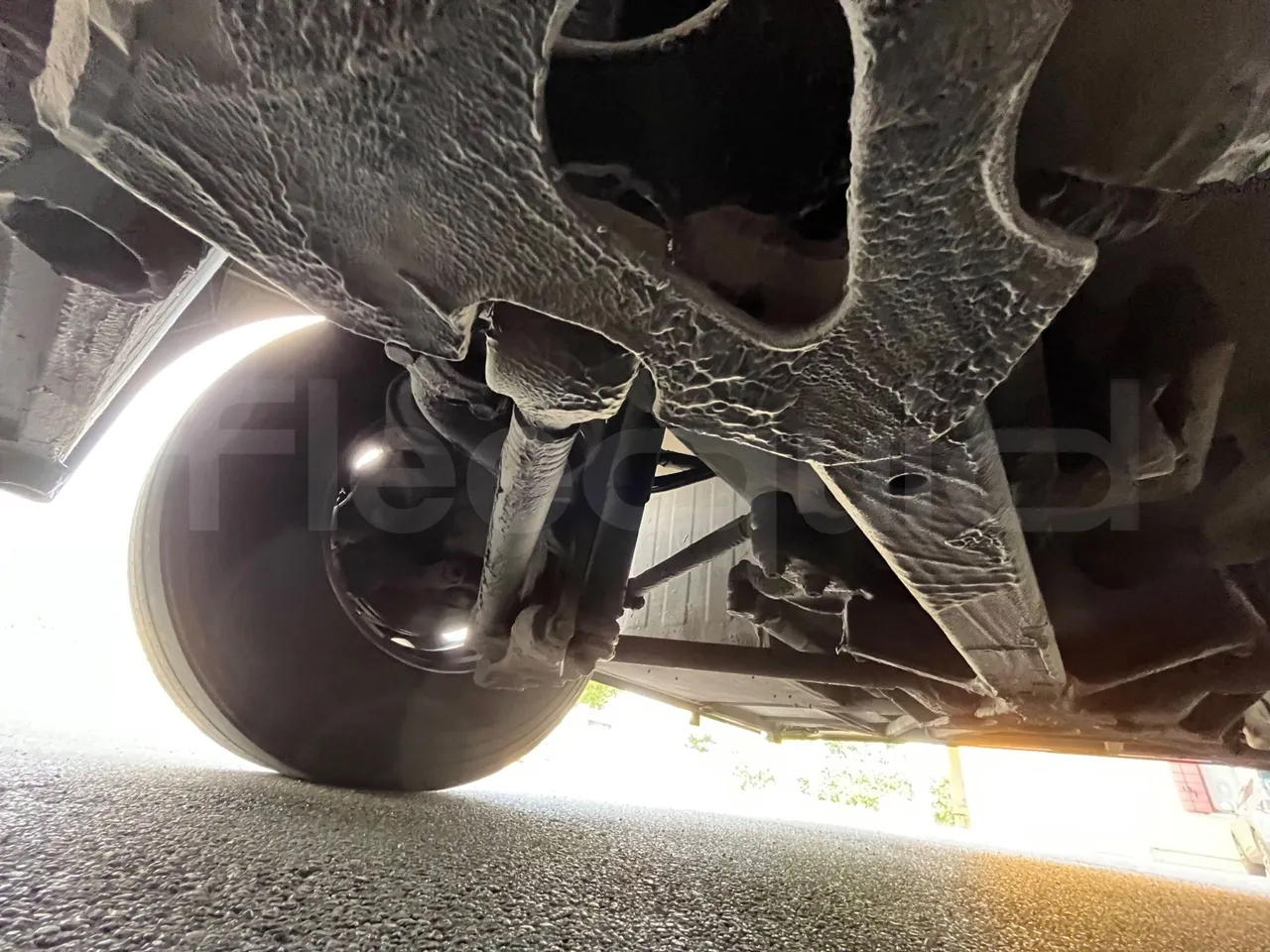 Man Lion's Coach J0AAB -EUR6 -309kW -12.101m - front air springs right