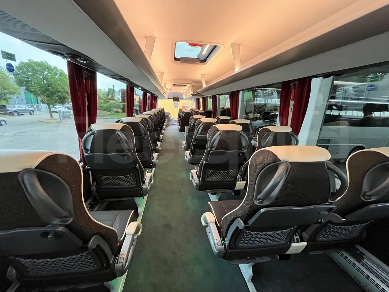 Man Lion's Coach J0AAB -EUR6 -309kW -12.101m - forward view all seats last row height