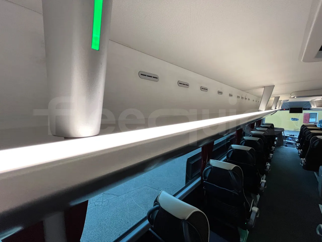 Man Lion's Coach J0AAB -EUR6 -309kW -12.101m - overhead compartments photo