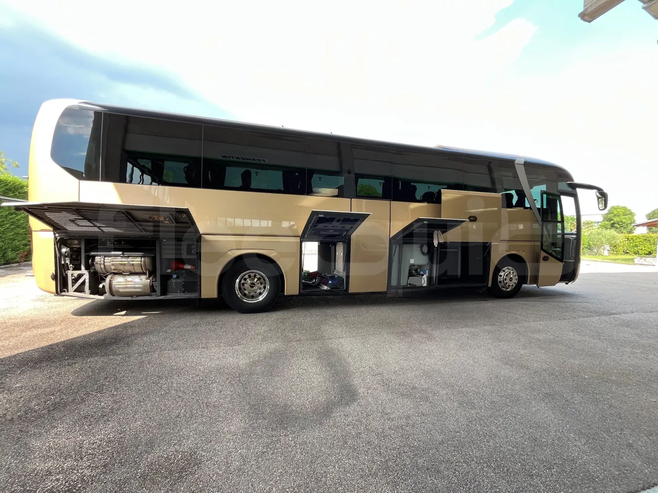 Man Lion's Coach J0AAB -EUR6 -309kW -12.101m - platform open photo