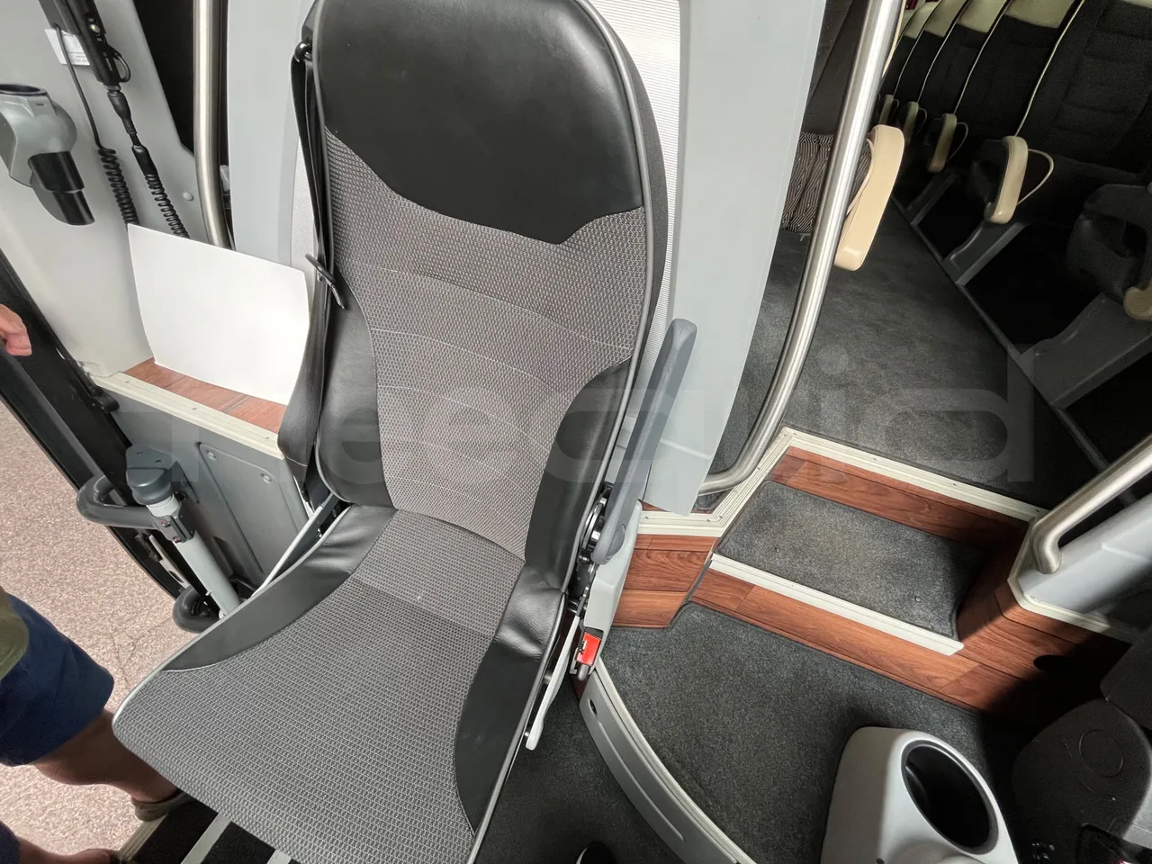 Man Lion's Coach J0AAB -EUR6 -309kW -12.101m - hostess seat photo